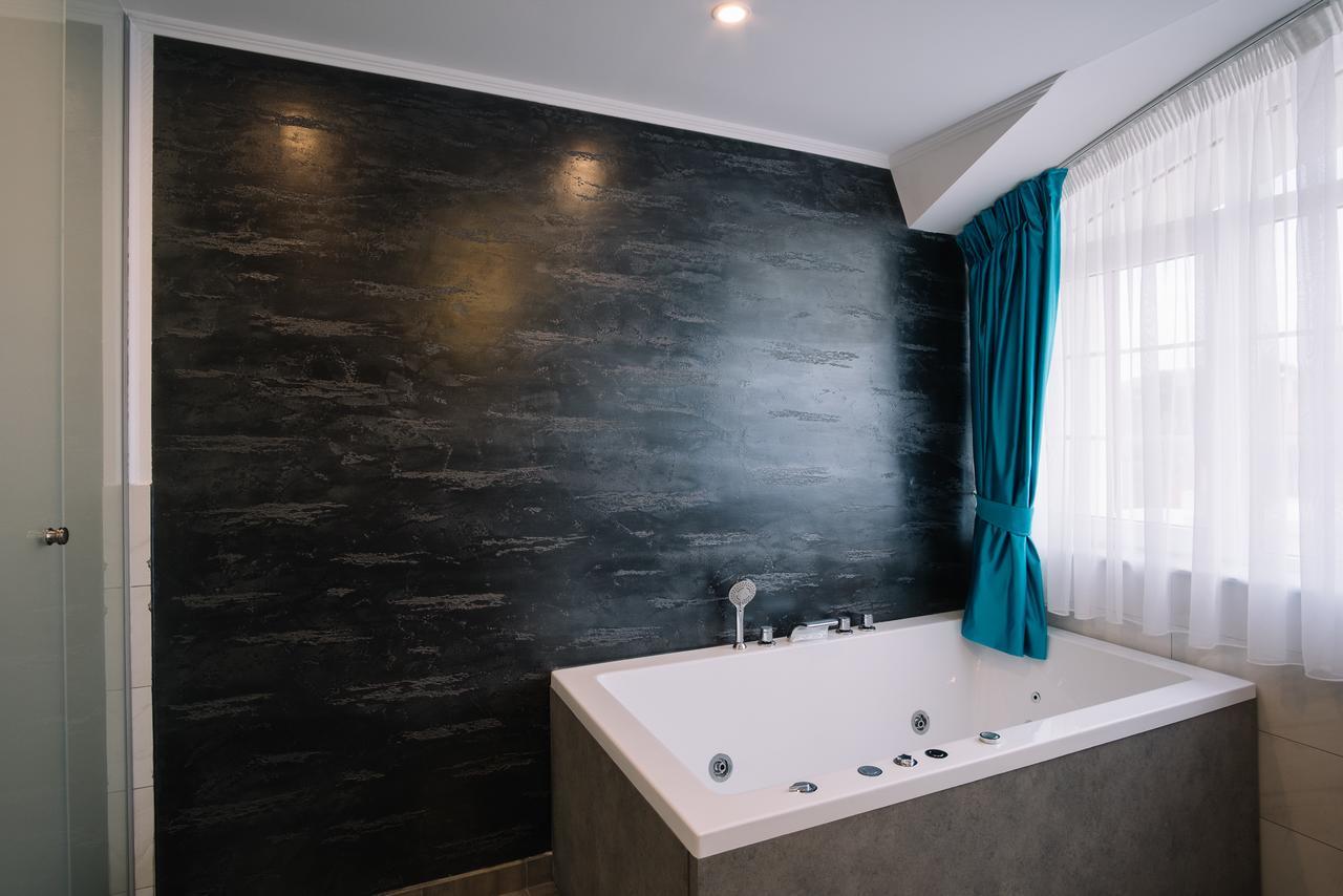 Norm Hill Hotel Cluj Napoca Bagian luar foto